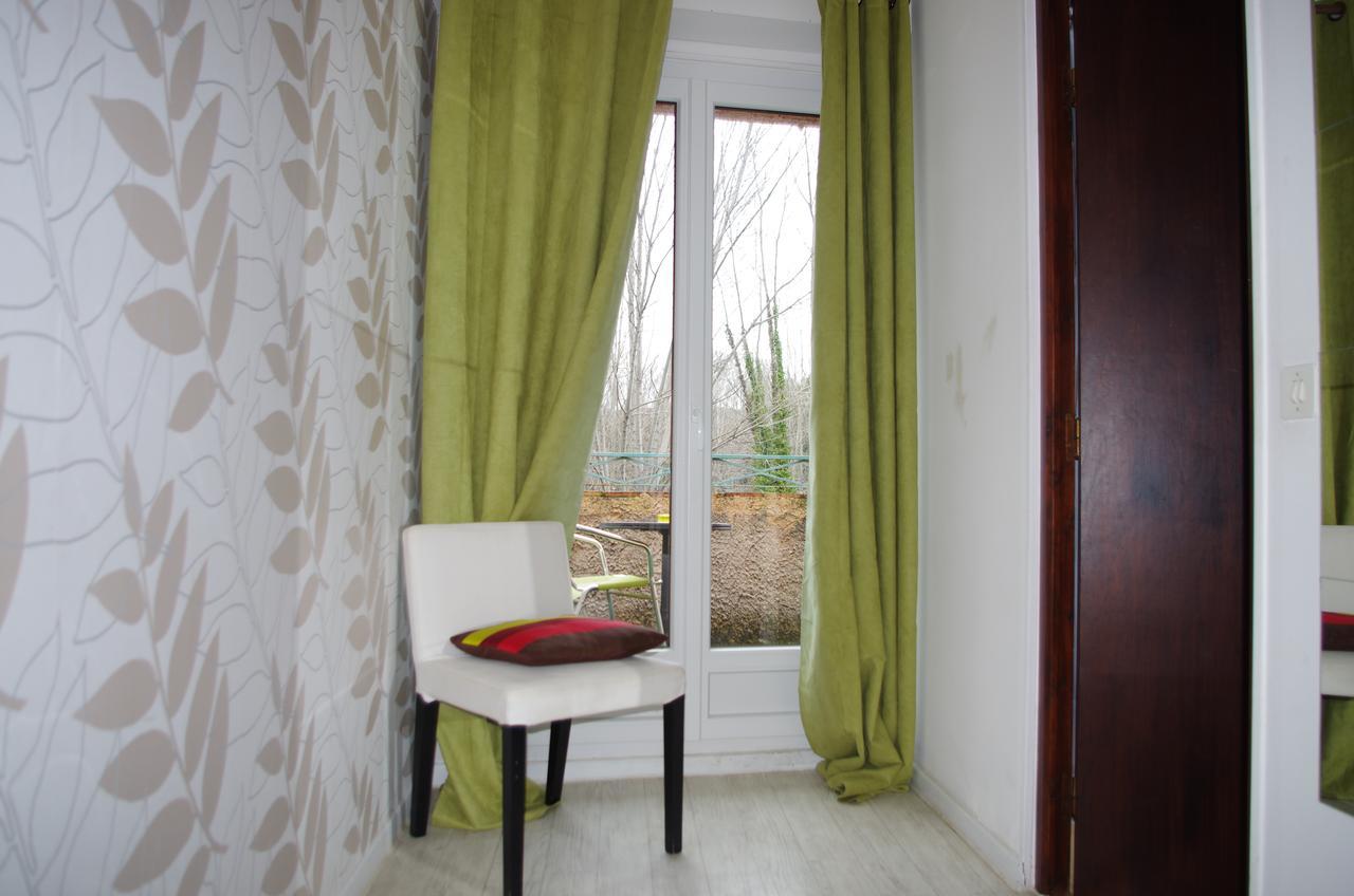 Lou Cigaloun Hotel Saint-Antonin-du-Var Kültér fotó