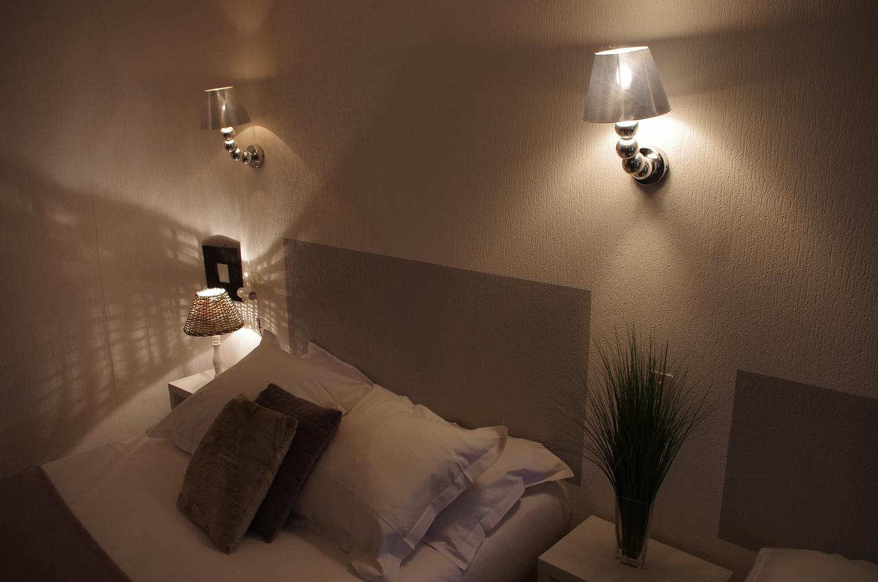 Lou Cigaloun Hotel Saint-Antonin-du-Var Kültér fotó